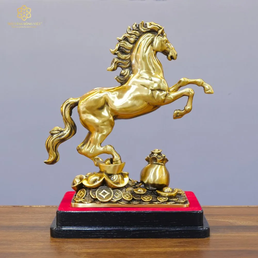 Kim Mã Chiêu Tài Bằng Đồng Mạ Cổ Điển Cao 30cm 2 Kim Mã Chiêu Tài Bằng Đồng Mạ Cổ Điển Cao 30cm - Ảnh 2