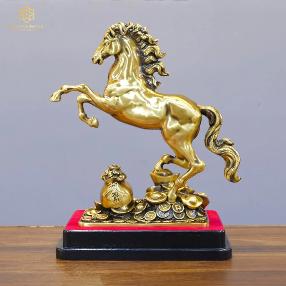 Kim Mã Chiêu Tài Bằng Đồng Mạ Cổ Điển Cao 30cm 1 Kim Mã Chiêu Tài Bằng Đồng Mạ Cổ Điển Cao 30cm