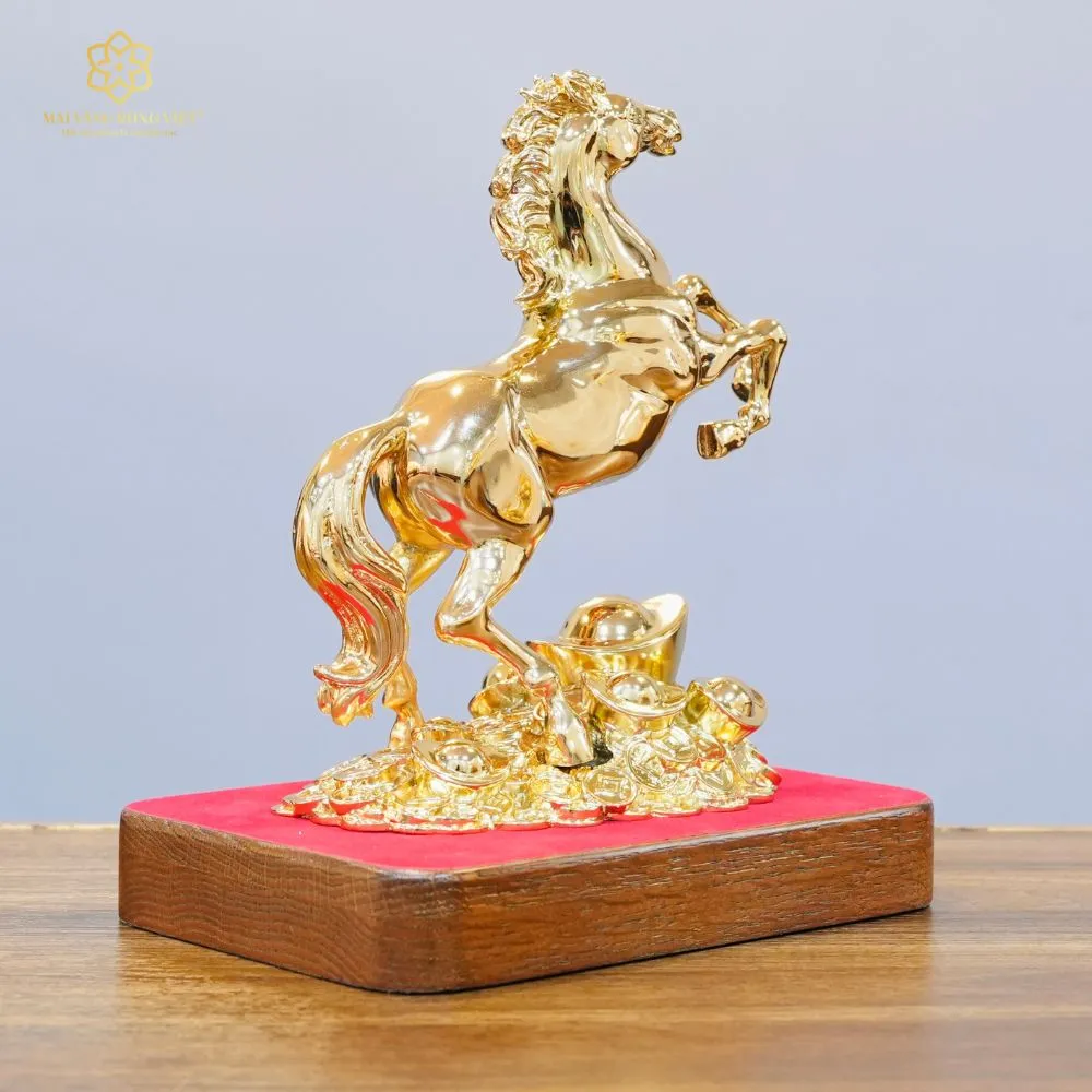 Kim Mã Đại Phát Bằng Đồng Mạ Gold Cao 20cm 5 Kim Mã Đại Phát Bằng Đồng Mạ Gold Cao 20cm - Ảnh 5