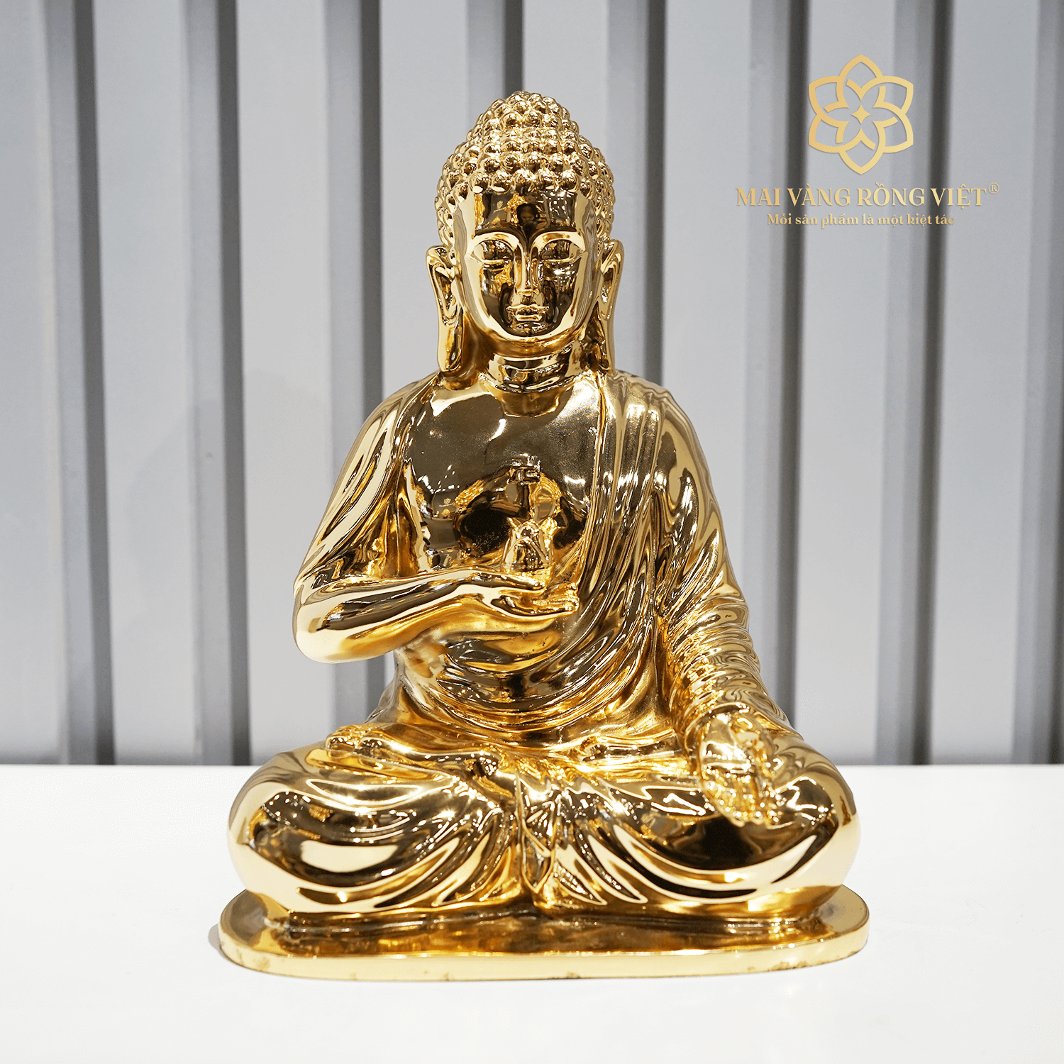 Tượng Phật A Di Đà Bằng Đồng Mạ Vàng 24K 1 Tượng Phật A Di Đà Bằng Đồng Mạ Vàng 24K